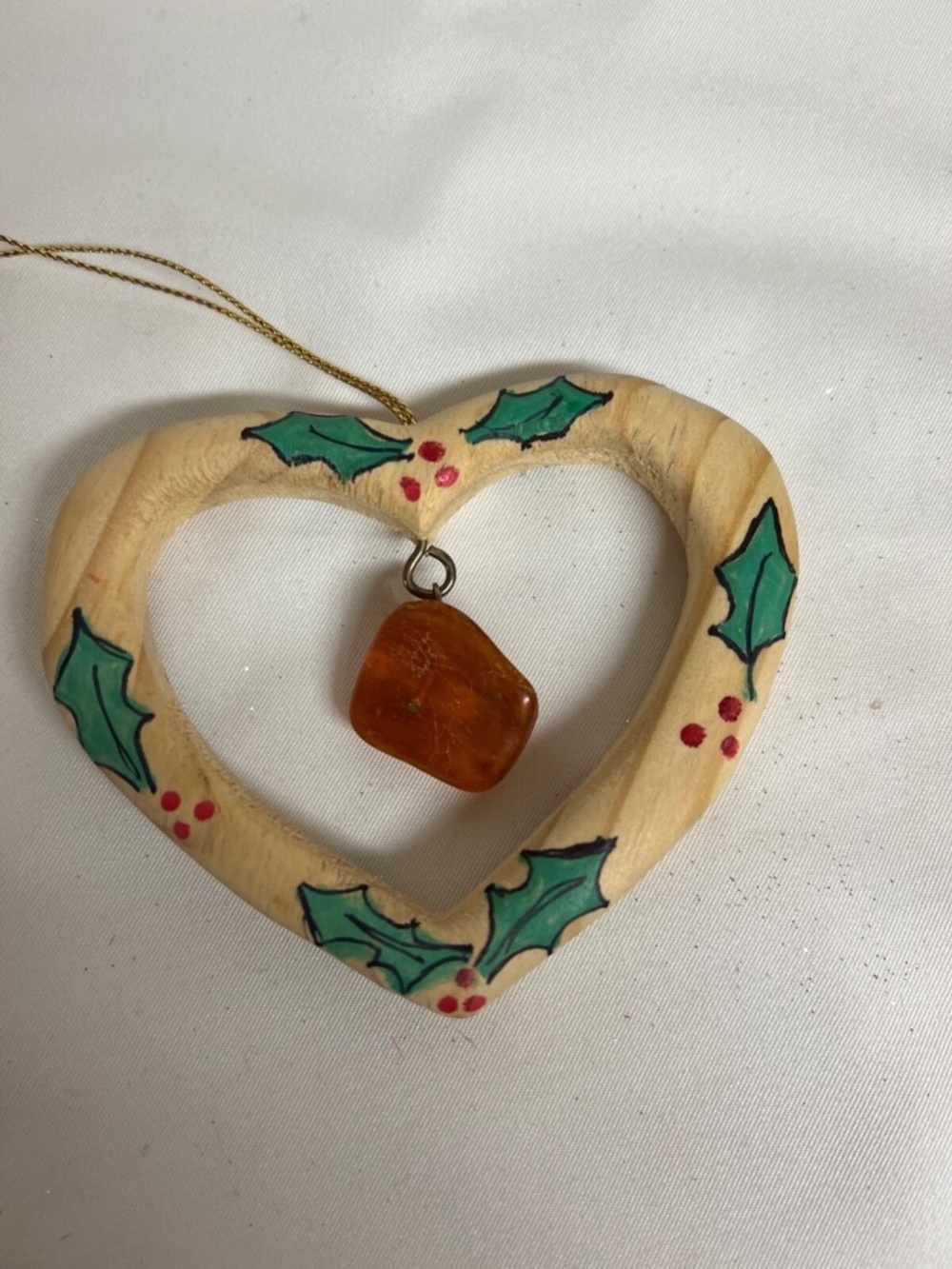 AMBER CHUNK ORNAMENT WOODEN HEART POLISH AMBER